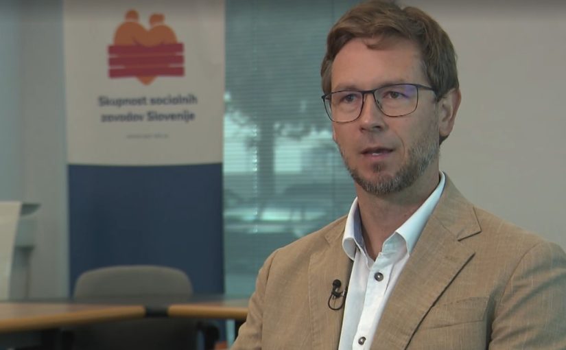 Na presečišču dolgotrajne oskrbe in kulture: Denis Sahernik